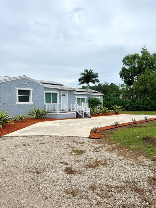 На продажу: $790,000 (5 спален, 3 ванн, 1606 Квадратных фут)