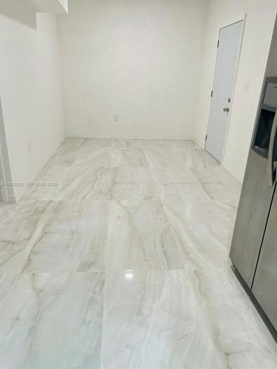 На продажу: $790,000 (5 спален, 3 ванн, 1606 Квадратных фут)