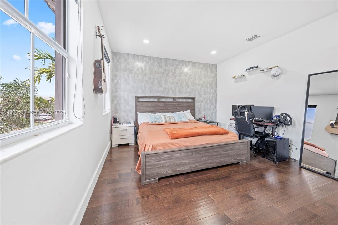 For Rent: $7,000 (4 beds, 4 baths, 2878 Square Feet)