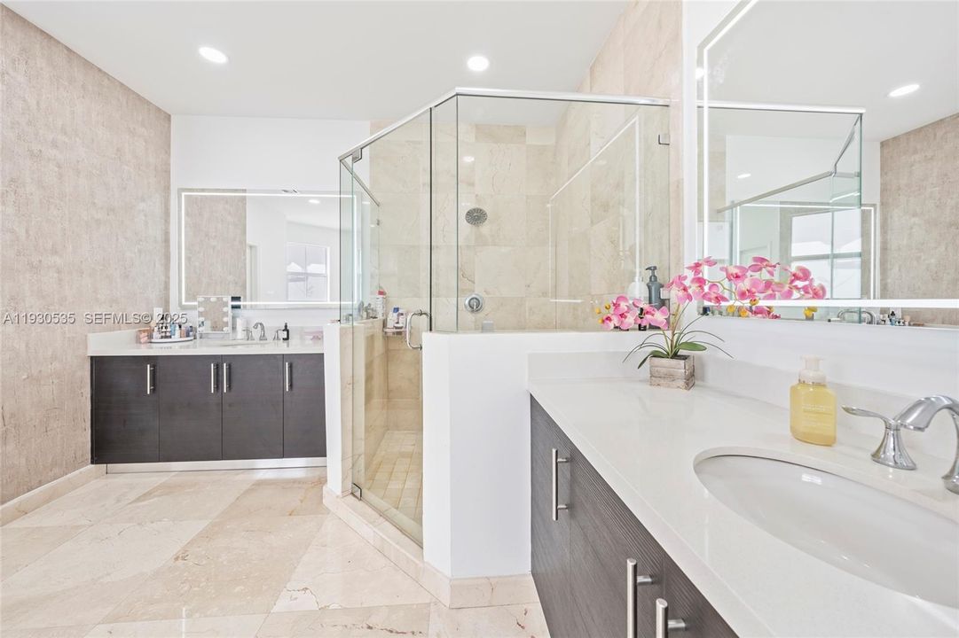 For Rent: $7,000 (4 beds, 4 baths, 2878 Square Feet)