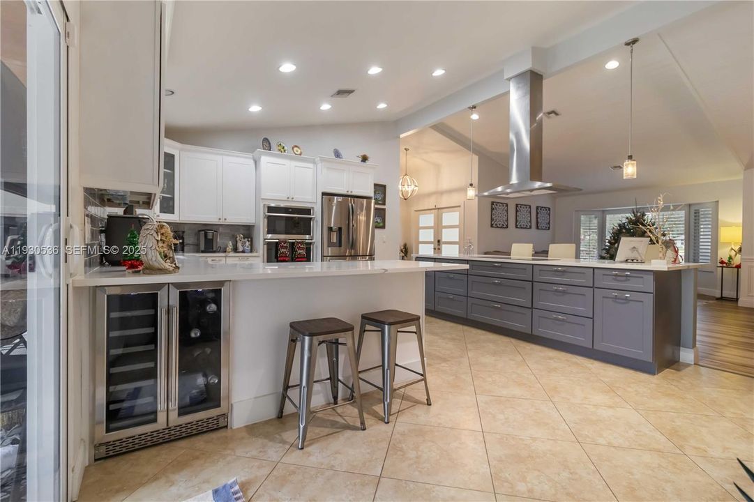 待售: $1,150,000 (4 贝兹, 2 浴室, 2279 平方英尺)