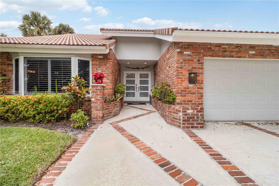 待售: $1,150,000 (4 贝兹, 2 浴室, 2279 平方英尺)