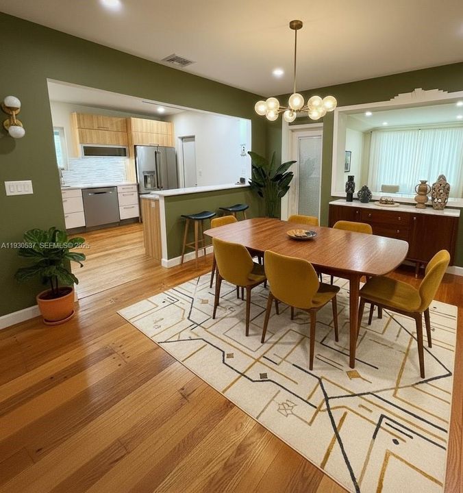 For Rent: $8,600 (3 beds, 2 baths, 2543 Square Feet)