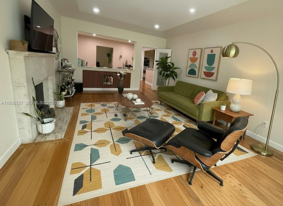 For Rent: $8,600 (3 beds, 2 baths, 2543 Square Feet)