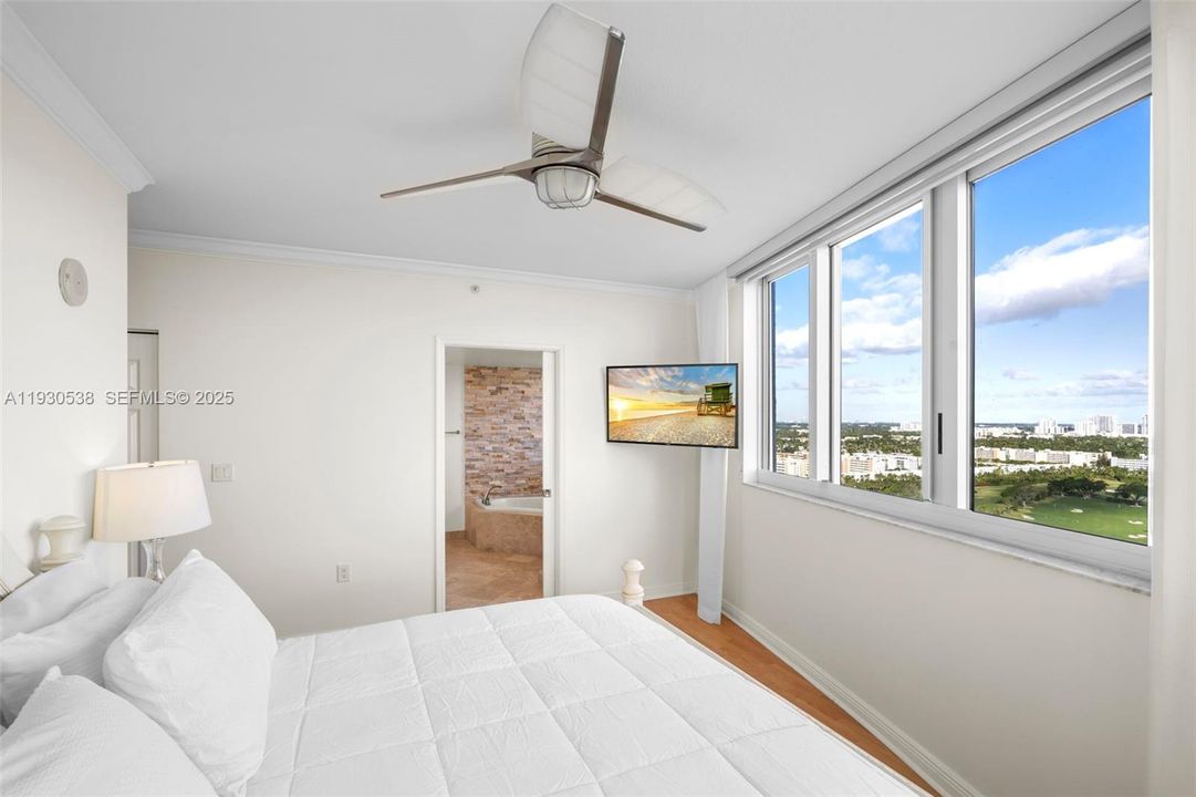 На продажу: $669,000 (3 спален, 2 ванн, 1597 Квадратных фут)