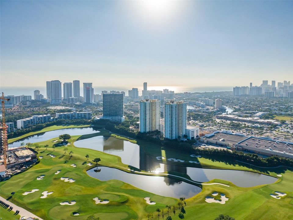 На продажу: $669,000 (3 спален, 2 ванн, 1597 Квадратных фут)