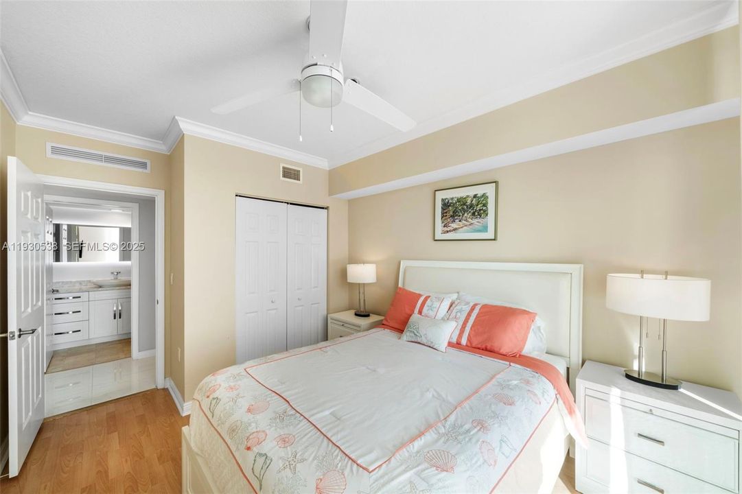 На продажу: $669,000 (3 спален, 2 ванн, 1597 Квадратных фут)