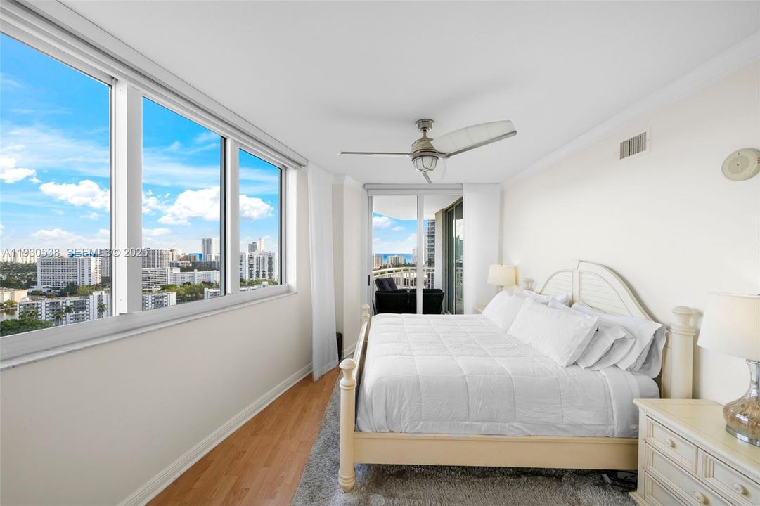 На продажу: $669,000 (3 спален, 2 ванн, 1597 Квадратных фут)