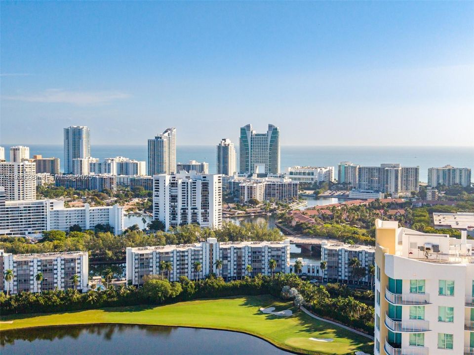 На продажу: $669,000 (3 спален, 2 ванн, 1597 Квадратных фут)