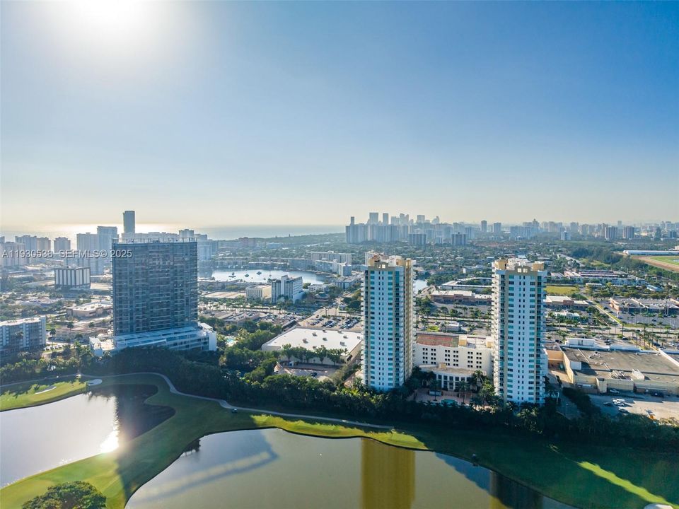 На продажу: $669,000 (3 спален, 2 ванн, 1597 Квадратных фут)