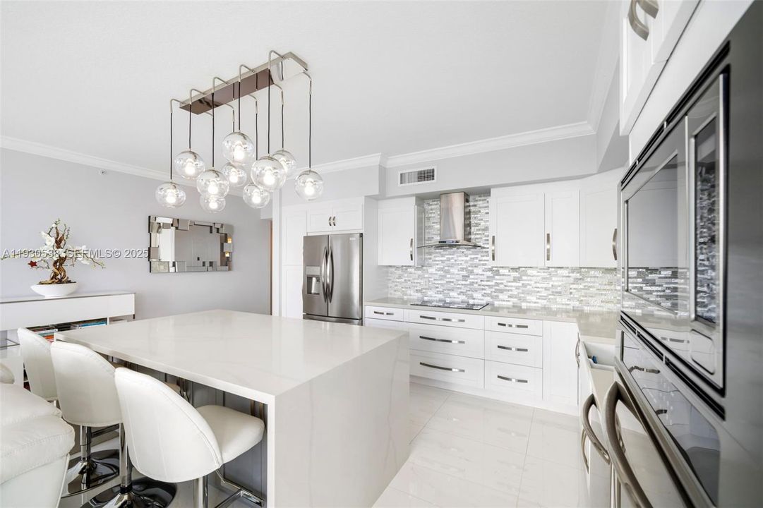 На продажу: $669,000 (3 спален, 2 ванн, 1597 Квадратных фут)