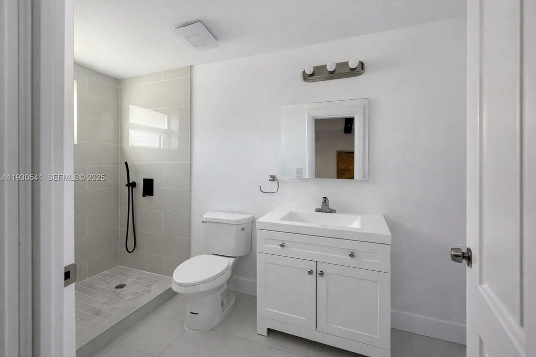 待售: $390,000 (3 贝兹, 2 浴室, 968 平方英尺)