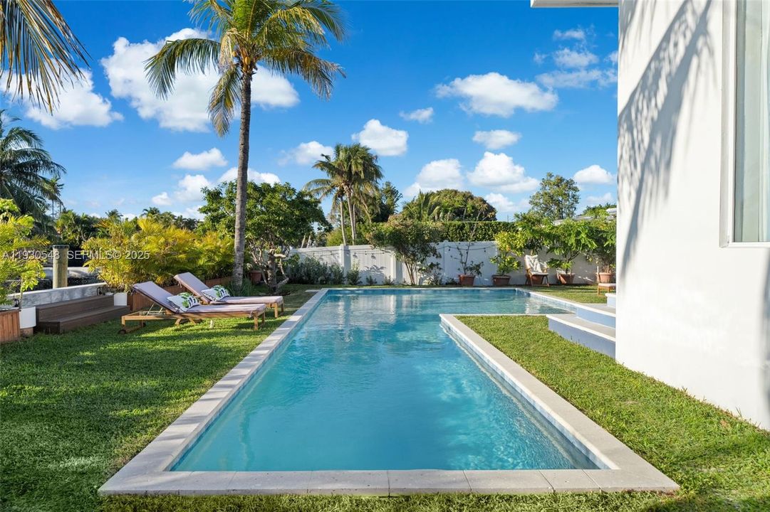 SALT WATER HEATED POOL