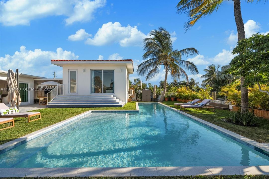 37FT LAP POOL NEWLY BUILT