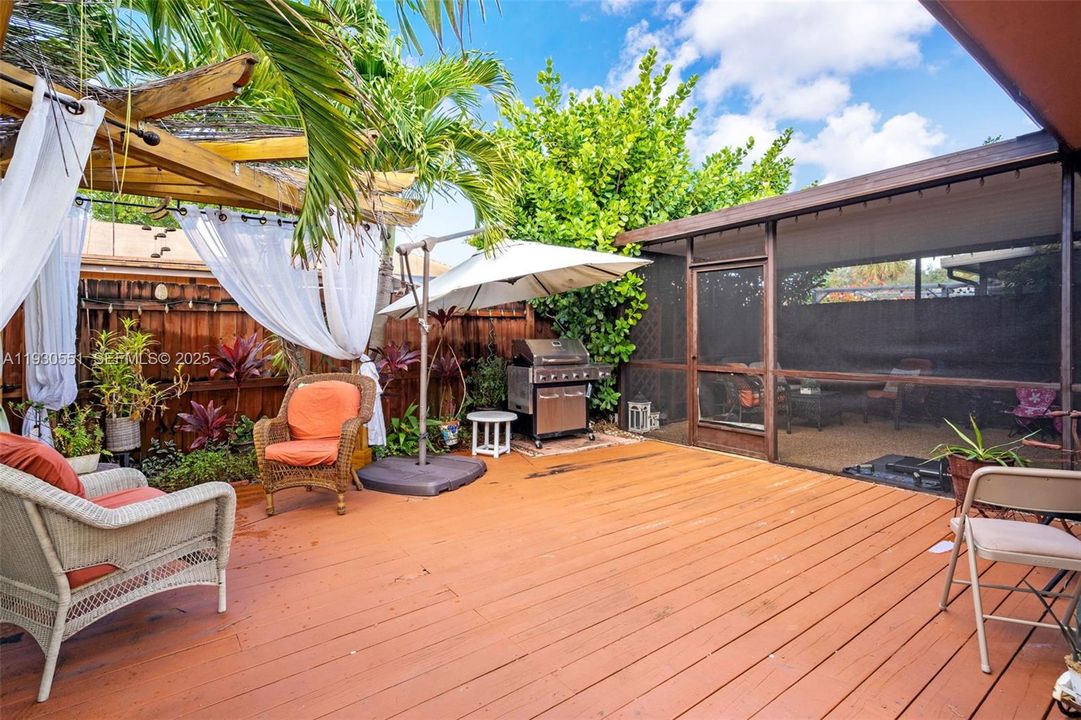 En Venta: $440,000 (2 camas, 2 baños, 1196 Pies cuadrados)