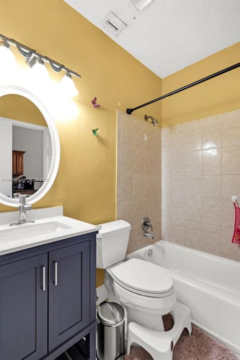 En Venta: $440,000 (2 camas, 2 baños, 1196 Pies cuadrados)