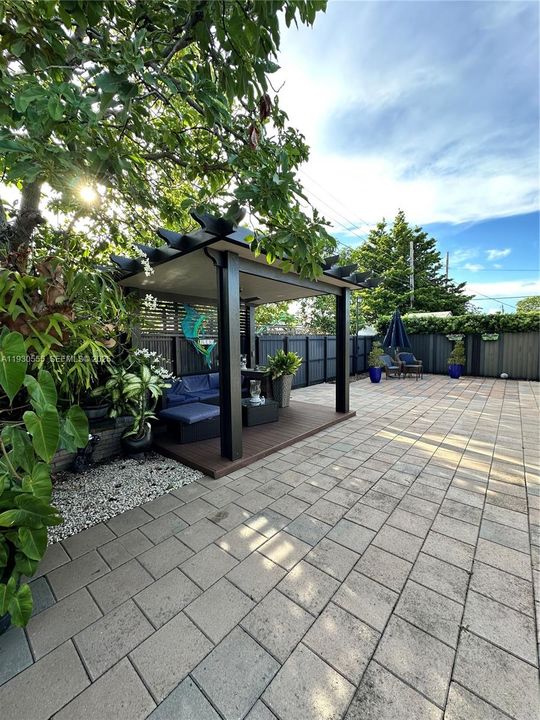 En Renta: $4,000 (3 camas, 2 baños, 1649 Pies cuadrados)