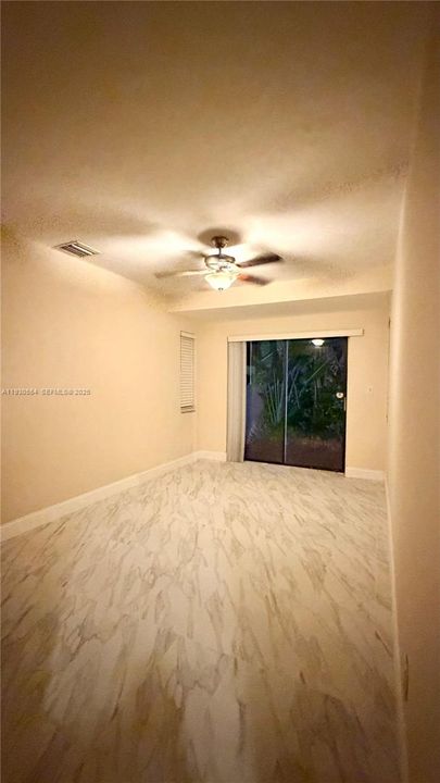 For Rent: $2,500 (2 beds, 1 baths, 1554 Square Feet)