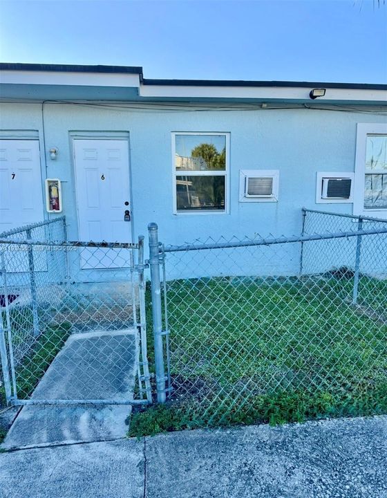 En Renta: $1,300 (1 camas, 1 baños, 500 Pies cuadrados)