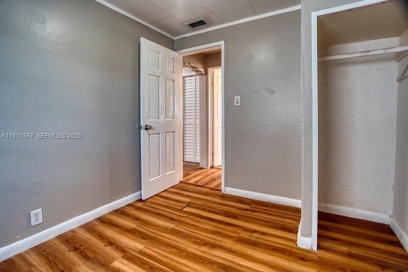 For Rent: $2,700 (3 beds, 1 baths, 3095 Square Feet)