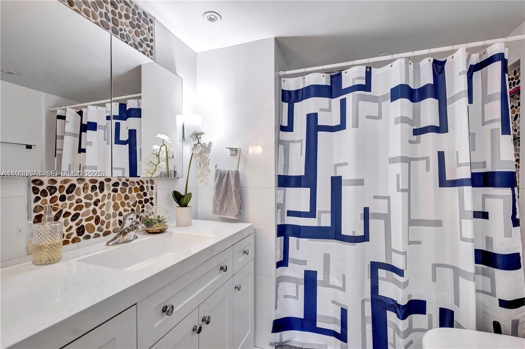 En Renta: $2,300 (0 camas, 0 baños, 887 Pies cuadrados)