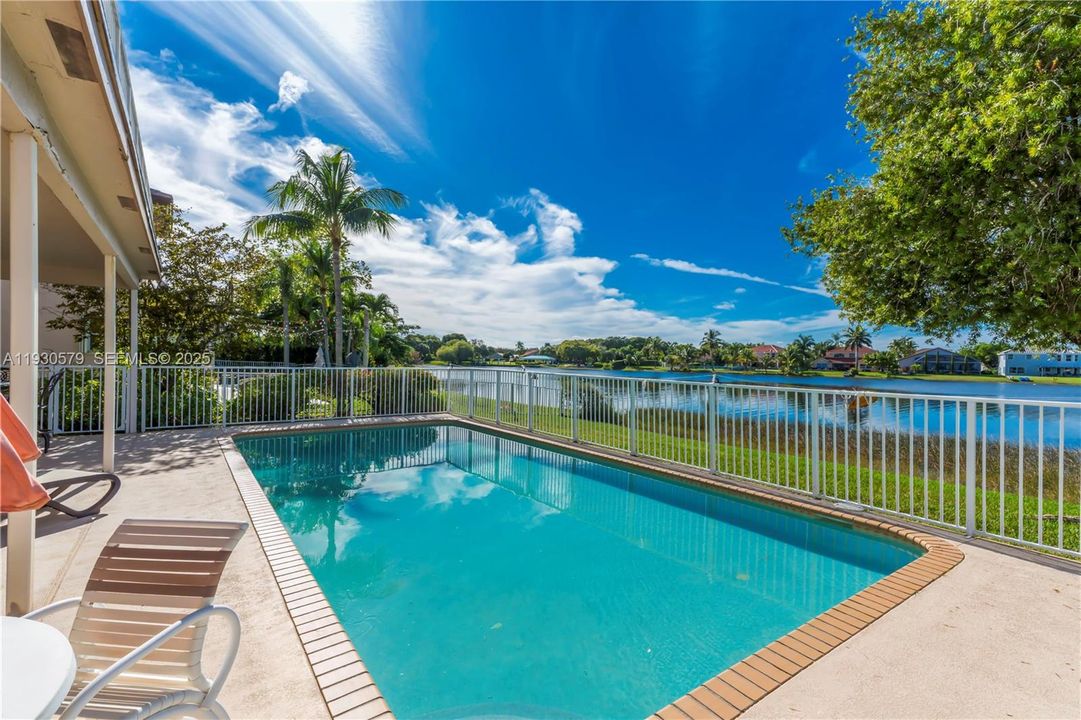 For Sale: $975,000 (4 beds, 3 baths, 2846 Square Feet)