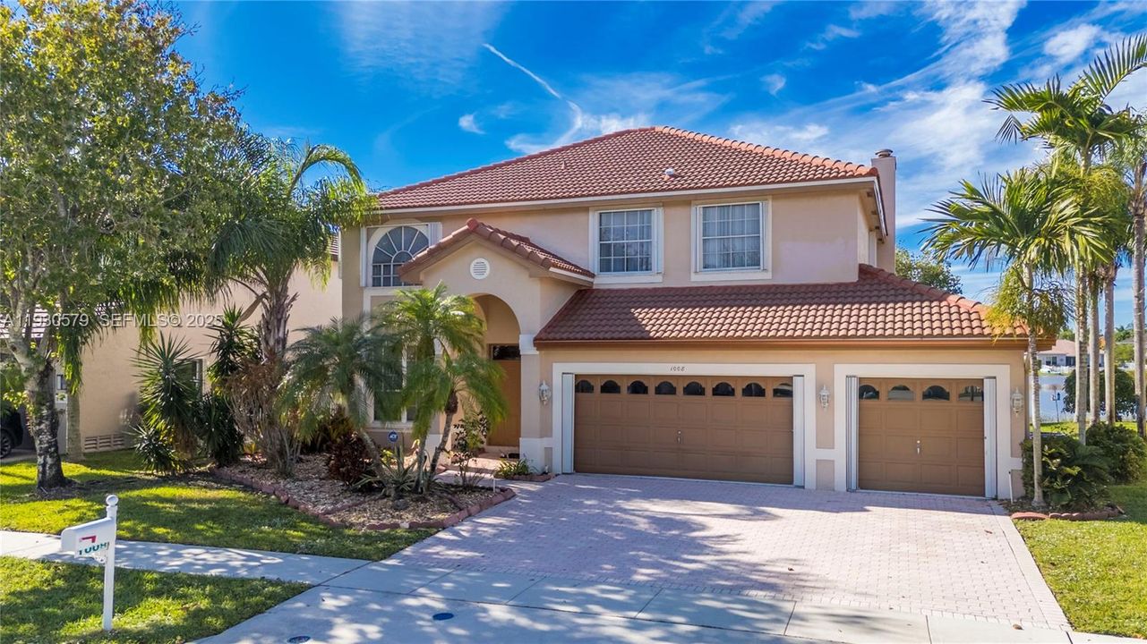 For Sale: $975,000 (4 beds, 3 baths, 2846 Square Feet)