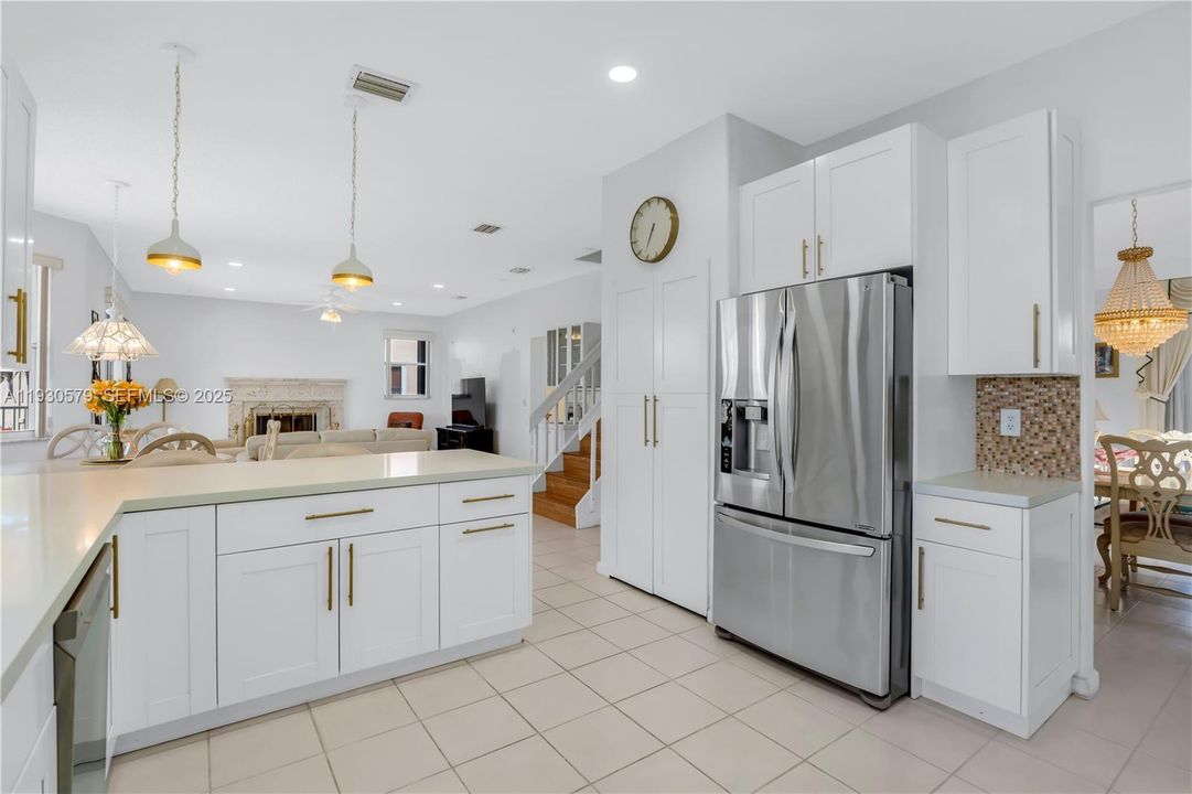 For Sale: $975,000 (4 beds, 3 baths, 2846 Square Feet)