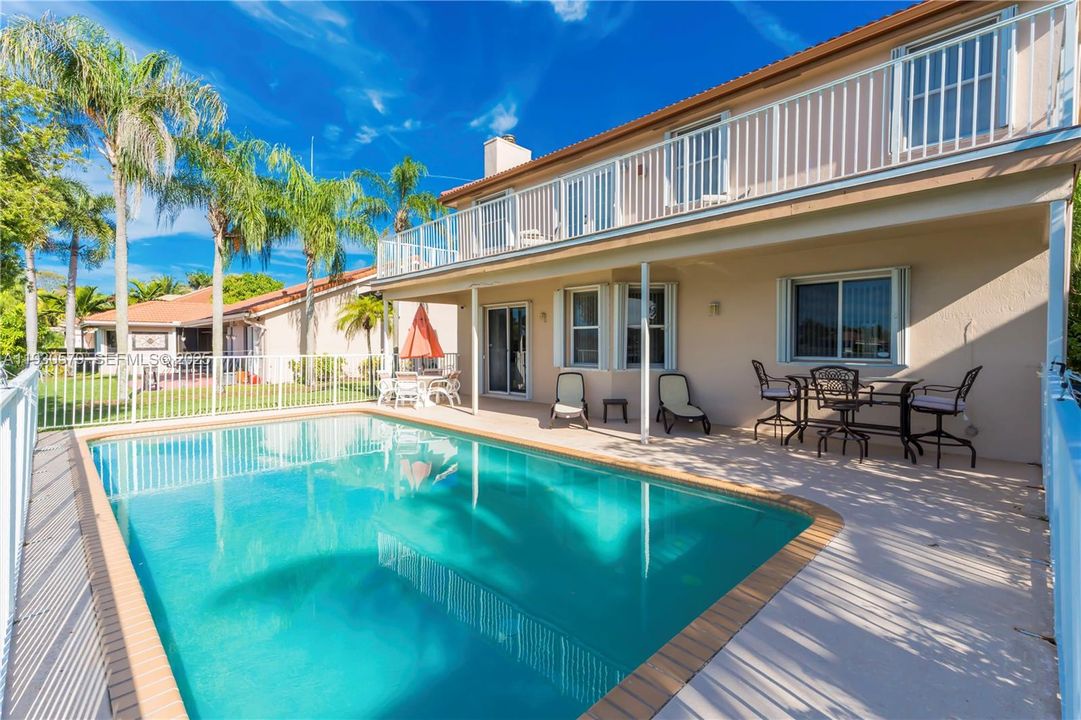 For Sale: $975,000 (4 beds, 3 baths, 2846 Square Feet)