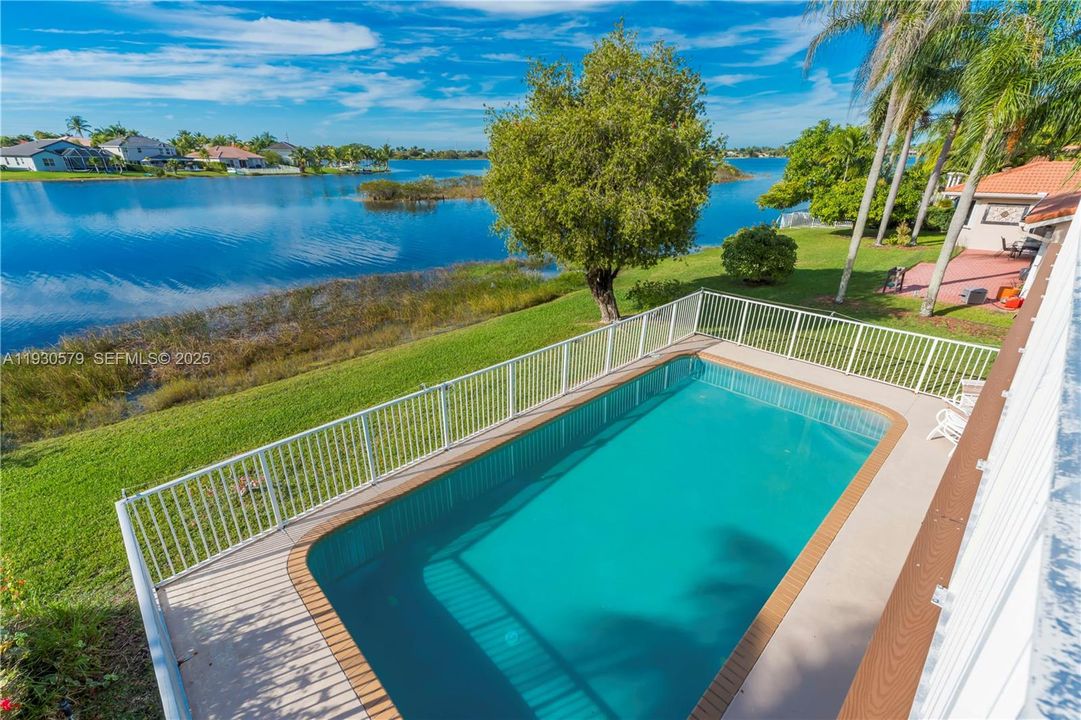 For Sale: $975,000 (4 beds, 3 baths, 2846 Square Feet)