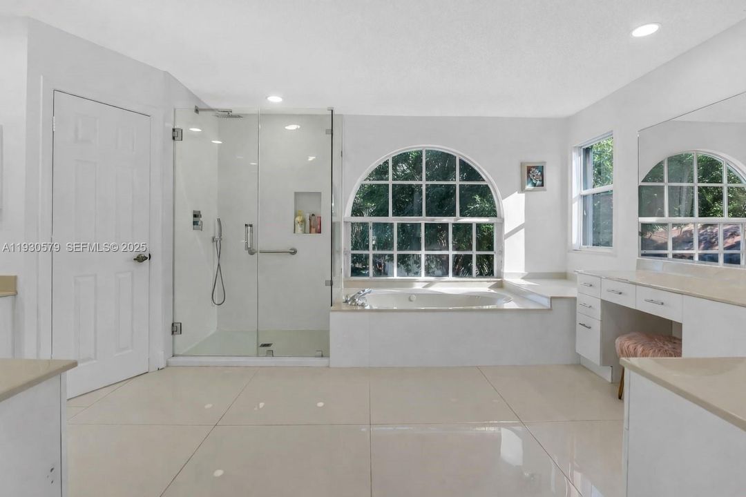 For Sale: $975,000 (4 beds, 3 baths, 2846 Square Feet)