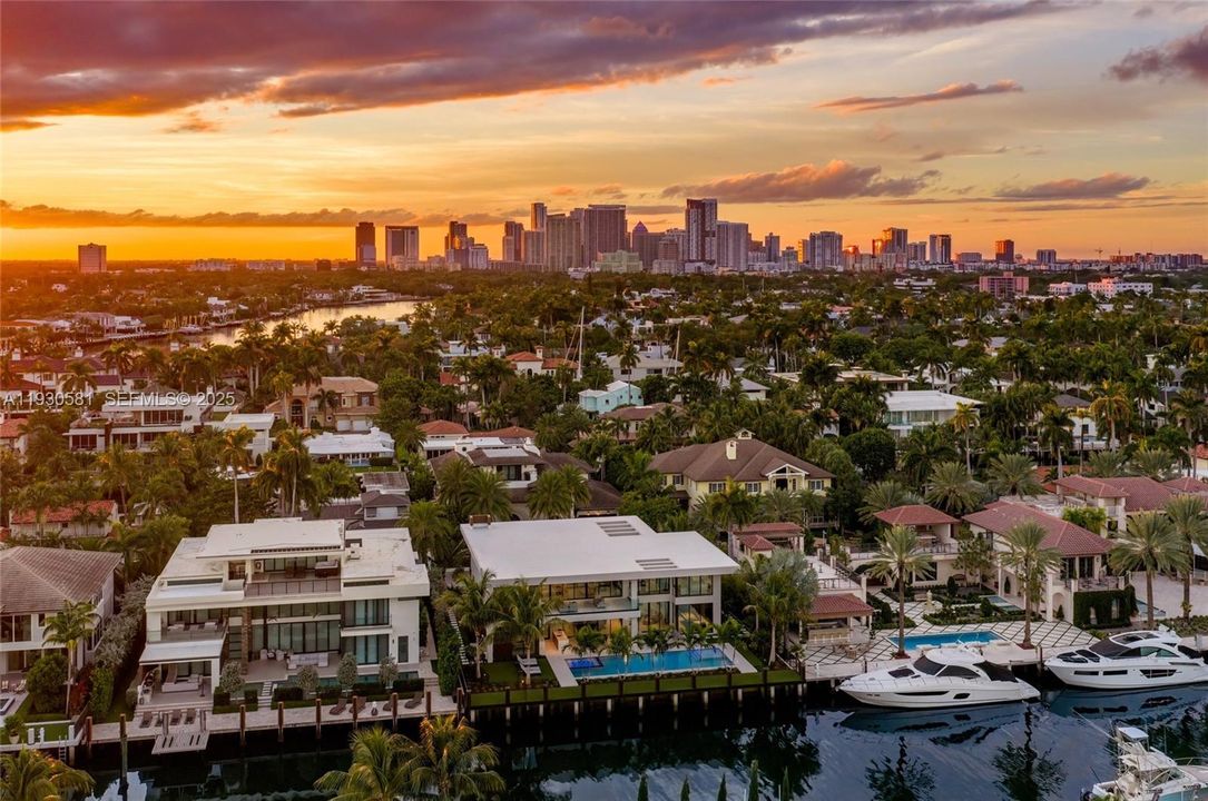 For Sale: $12,950,000 (7 beds, 7 baths, 7050 Square Feet)