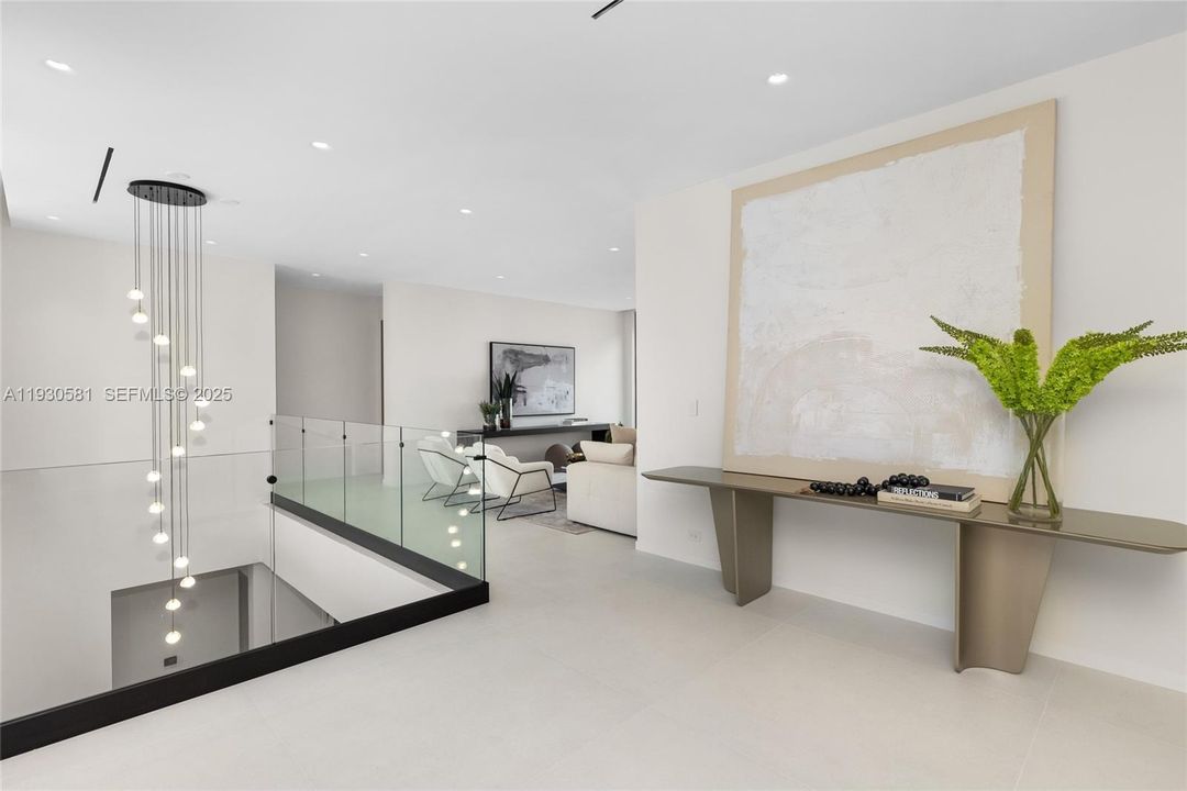 For Sale: $12,950,000 (7 beds, 7 baths, 7050 Square Feet)