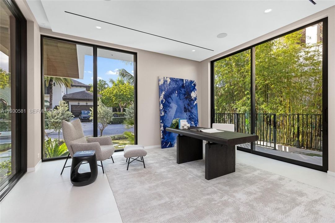 For Sale: $12,950,000 (7 beds, 7 baths, 7050 Square Feet)