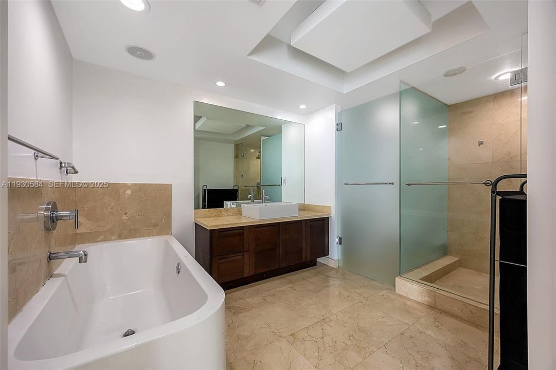 待售: $819,000 (3 贝兹, 2 浴室, 1458 平方英尺)