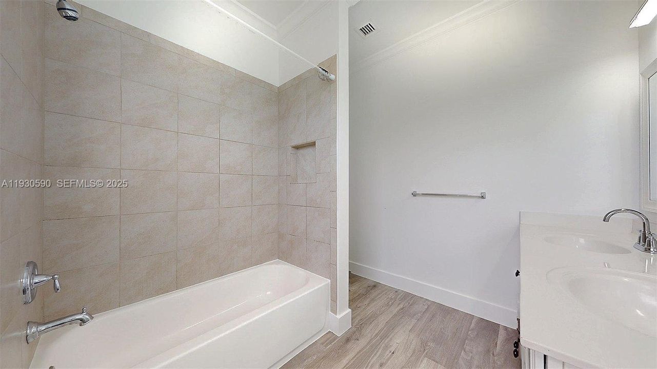 For Sale: $660,000 (4 beds, 2 baths, 2280 Square Feet)