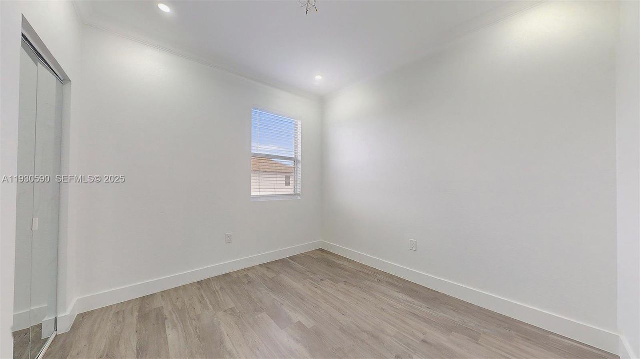 For Sale: $660,000 (4 beds, 2 baths, 2280 Square Feet)