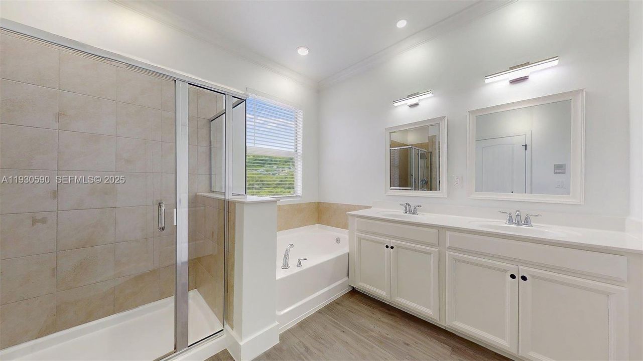 For Sale: $660,000 (4 beds, 2 baths, 2280 Square Feet)