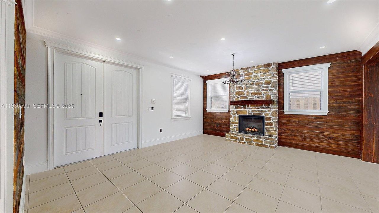 For Sale: $660,000 (4 beds, 2 baths, 2280 Square Feet)