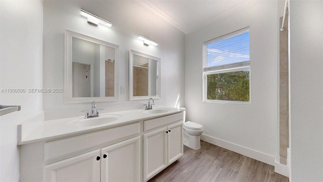 For Sale: $660,000 (4 beds, 2 baths, 2280 Square Feet)