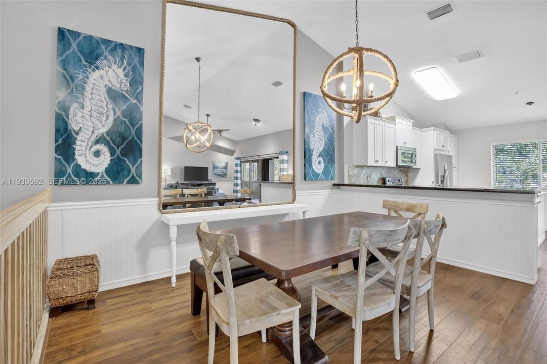 待售: $398,500 (3 贝兹, 2 浴室, 1760 平方英尺)