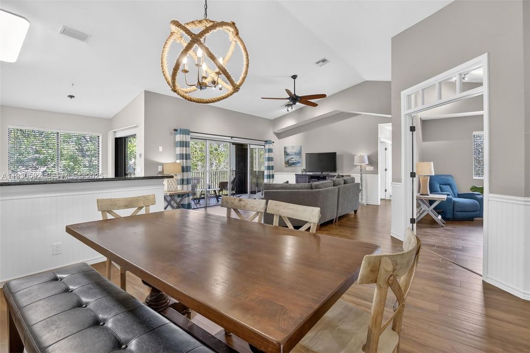 待售: $398,500 (3 贝兹, 2 浴室, 1760 平方英尺)