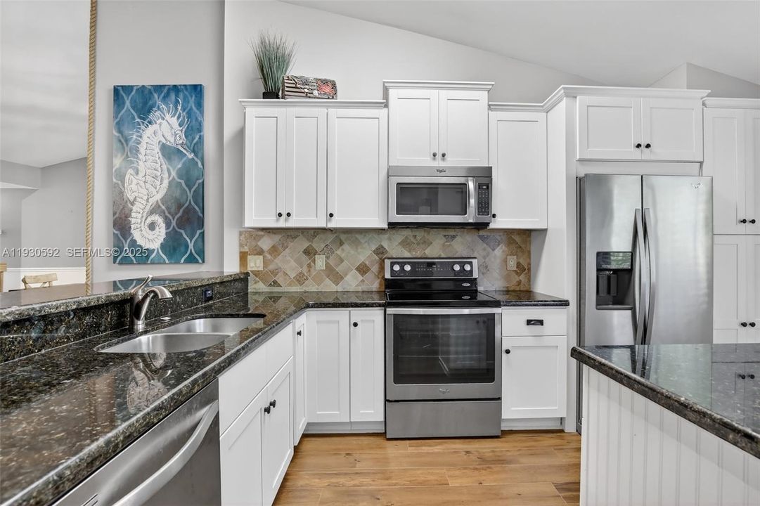 待售: $398,500 (3 贝兹, 2 浴室, 1760 平方英尺)