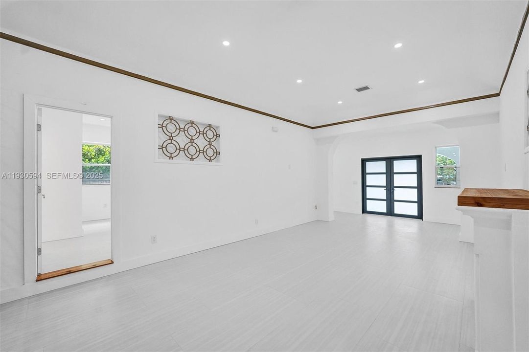 En Renta: $8,500 (4 camas, 4 baños, 2317 Pies cuadrados)