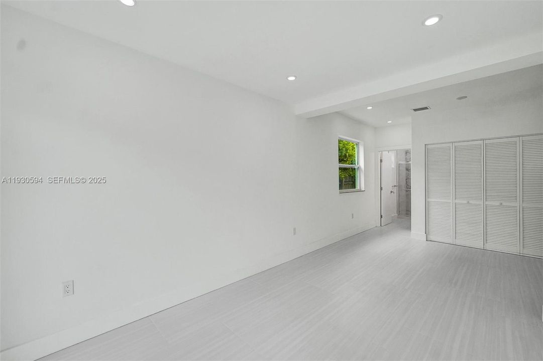 En Renta: $8,500 (4 camas, 4 baños, 2317 Pies cuadrados)