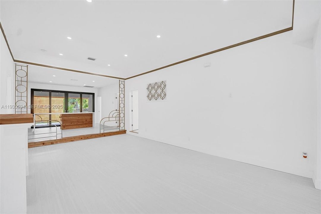 En Renta: $8,500 (4 camas, 4 baños, 2317 Pies cuadrados)