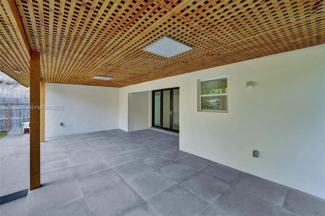 En Renta: $8,500 (4 camas, 4 baños, 2317 Pies cuadrados)