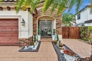For Sale: $695,000 (4 beds, 3 baths, 2500 Square Feet)