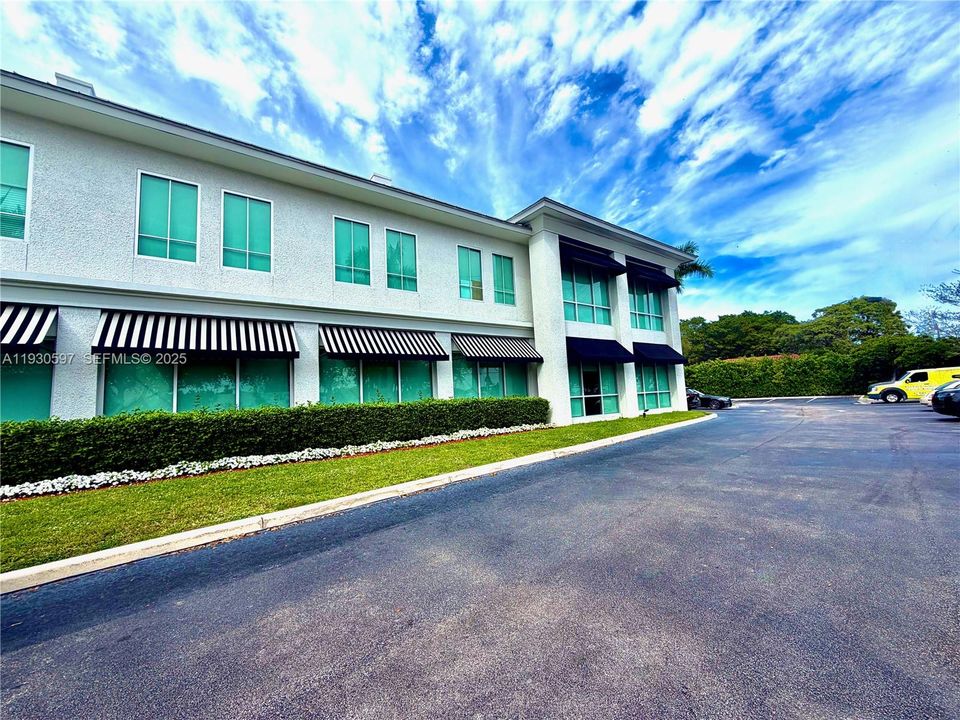 For Rent: $3,600 (0 beds, 0 baths, 0 Square Feet)