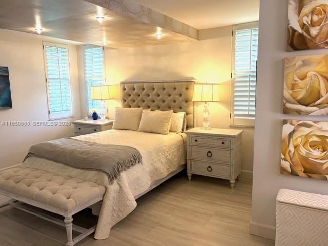 出租: $3,200 (3 贝兹, 2 浴室, 1500 平方英尺)